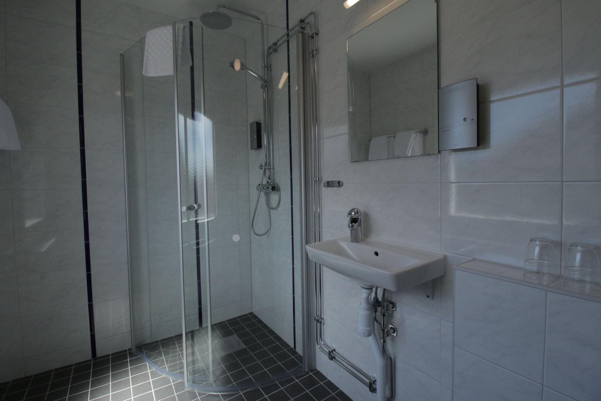 Hotel 2home 3*